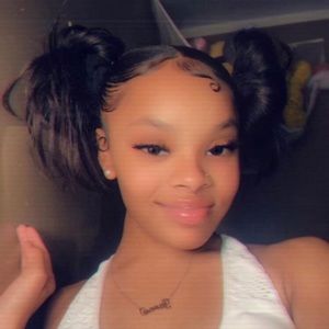 Meet your Posher, Kiesha